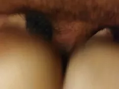 زن گره خورده است به  ...