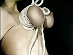 او دو همسایه در اتری ...