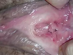 بر روی فیلم سگس گلشی ...