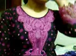 جوجه لاغر پوشیدن ساق ...